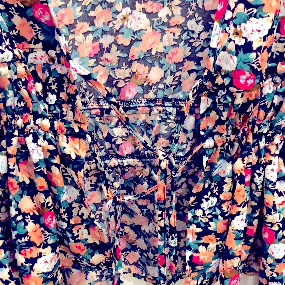 [SHEIN] Floral Long Bell-Sleeve Front-Tie Shirt - Womens Size Medium - Picture 6 of 10